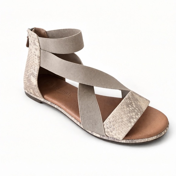 Gentle Souls Kenneth Cole Break Elastic Sandals 8.5M Gladiator Comfort NWOT - Picture 3 of 4